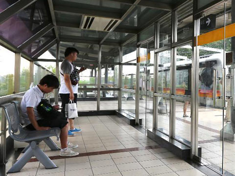 �Ϻ���ʷ������7�� ����8�¼�����Ļ