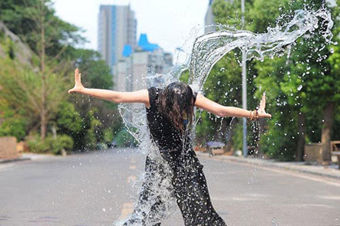 ����7�¼��˸��´� �������������Ƭ��