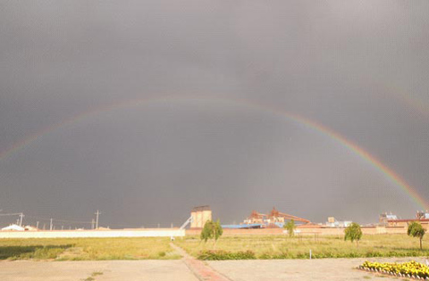 ���ɹ���������ӭ���� δ����������ǿ��ˮ