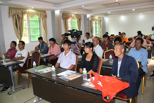 广东恩平市组织辣椒种植户参加辣椒高效种植技术培训