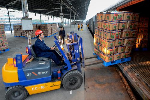 ڹɫ𳵻վ˽װ1210㣩