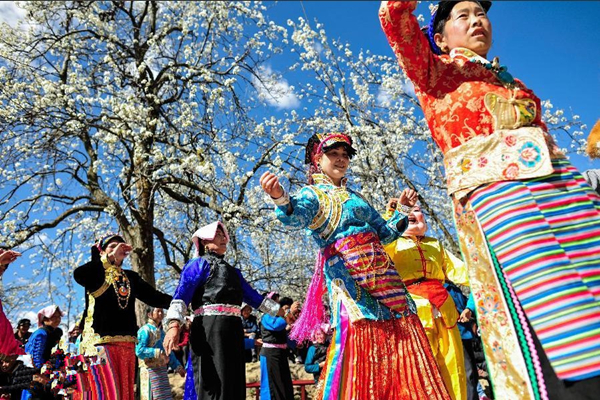 318գڽؿ磬ͬ𻶿Ĺׯ衣