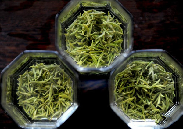 ɫޡŨζıݴ²裨321㣩