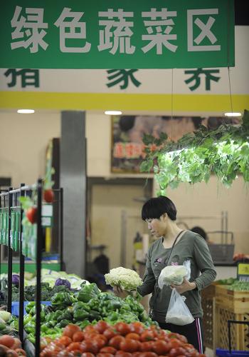 3��29�գ����㽭ʡ�ɾ�����ɫũ��Ʒר���г���һλ������ѡ����ɫ�߲�