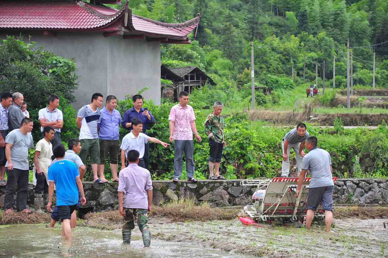 ����̩����ȫ����չˮ��ȫ�̻�е���Է�