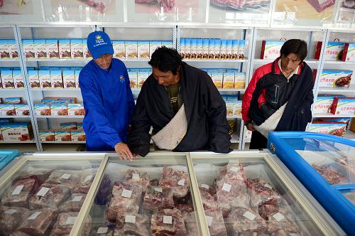 甘肃:高原特色畜牧业助力牧民增收