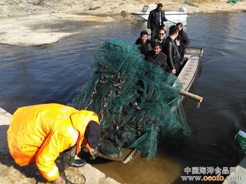 ɽ���������ٿ��л�����з��ˮ����ֳ�ֳ���