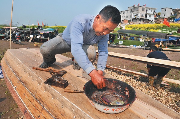 3��31�գ���������Ԭ���������ڽ����������洬��