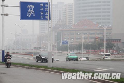 河北大雾连续三天 明晚将趋于结束