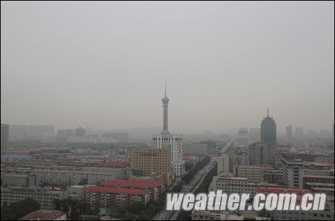 河北冷空气到来降雨降温 大雾明显减弱