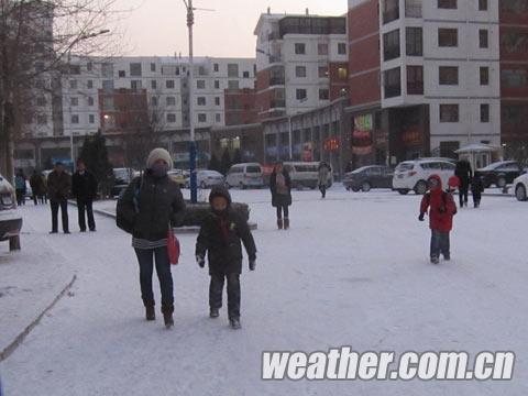 ����ӭ�붬�ڶ���ѩ ѩ�������·���