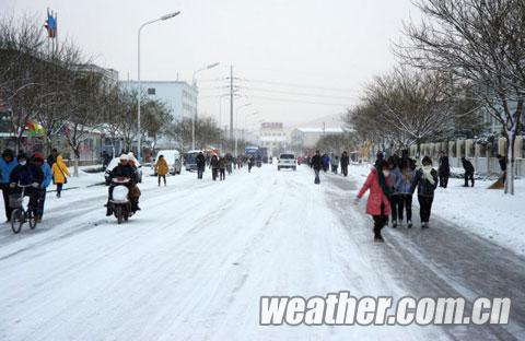 �ж��������ǻ� ������ѩ�Գ���