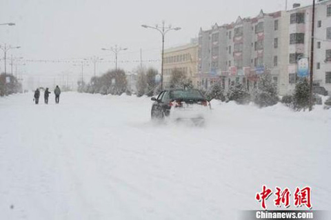 �½����ֵ�������ѩ ������ѩ��ȴ�44���׻����ر�