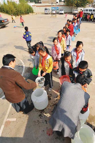 ���Ϻ���Сѧ�ġ�ȱˮ���