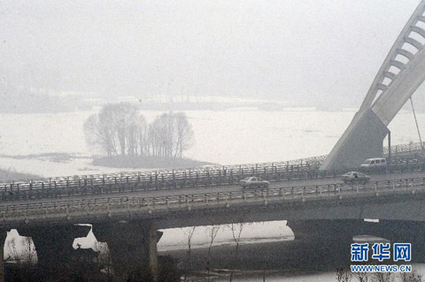 ɽ��75���н�Сѩ��С���ѩ ̫ԭӭ�����׳���ѩ