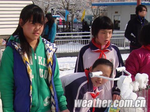 ���͹۲��豸 ����СС�۲�Ա��ע