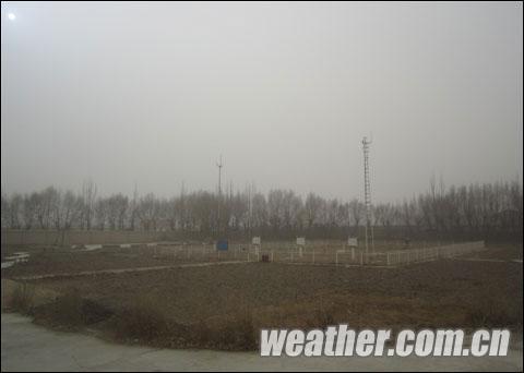 �ຣ���ľ��س��ֽ����״δ�Χɳ������