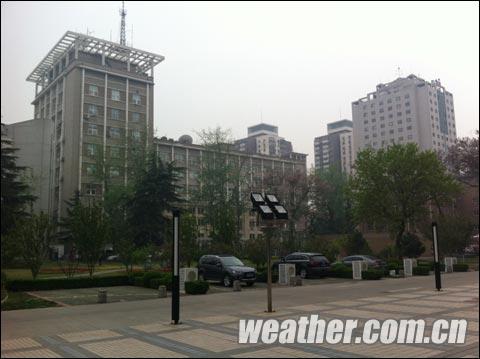 北京今夜阴有雷阵雨 需注意防雷
