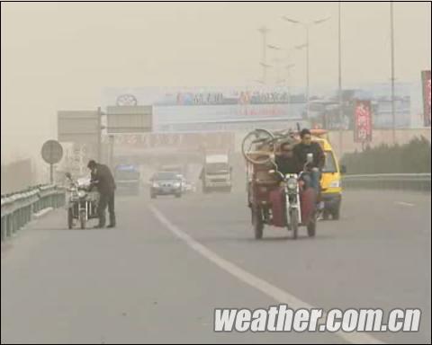 近期宁夏多吹风扬沙天气1.jpg
