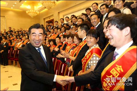 ������ǿ����Ŭ�������˹�Ӱ��������ҵ�¾���