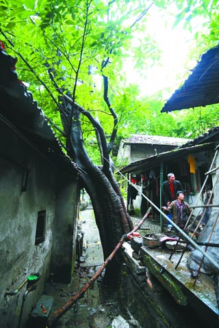 主要雨带继续向江南地区伸展 需防地质灾害