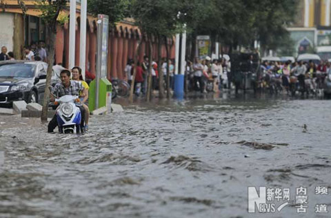 内蒙古中东部昨遭暴雨袭击 未来三天仍多阵雨