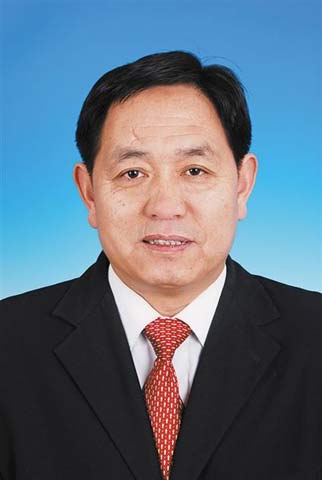 北京密云镇长在会议中查看雨情突发心脏病殉职